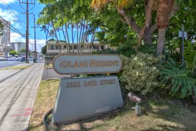 Main picture of Iolani Regent