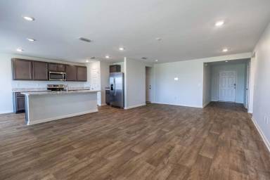 Main picture of 304 Hartenstein Rd