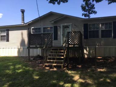 Main picture of 325 Jacob Way