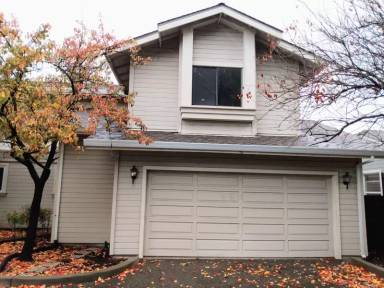 Main picture of 1215 Smith Ave