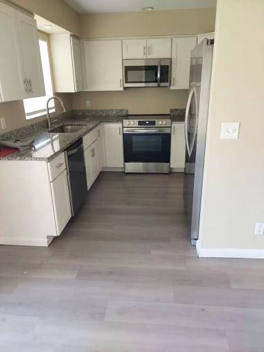 Main picture of 7402 Aripeka Dr