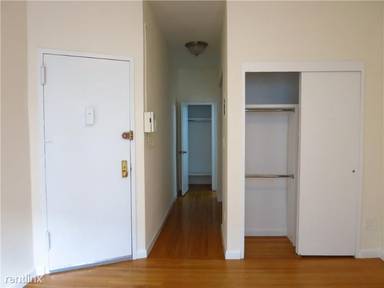 Main picture of 303 E 90th St