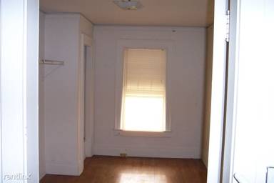 Main picture of 732 S Forest