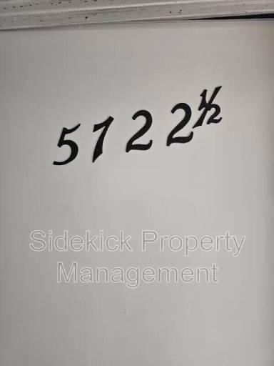 Main picture of 5722 E Beverly Blvd