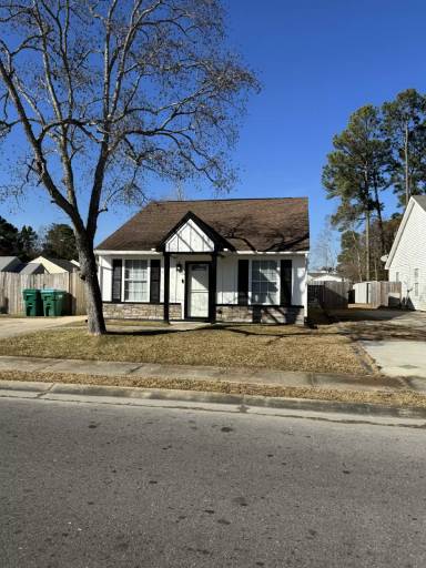 Main picture of 10604 Sharp Blvd