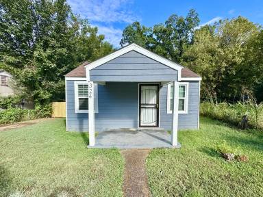 Main picture of 324 Harrell St