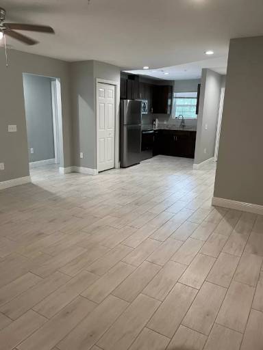 Main picture of 1801 W Sligh Ave