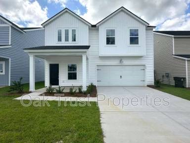 Main picture of 127 Swaying Palm Dr