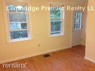 Main picture of 21 Kenwood St