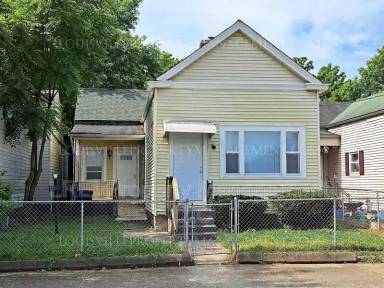 Main picture of 2322 Griffiths Ave