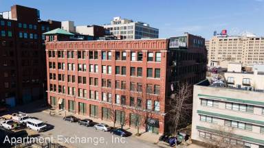 Main picture of 703 N 13th St
