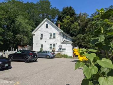 Main picture of 217 S Main St
