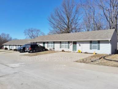 Main picture of 408 S Johnson Dr
