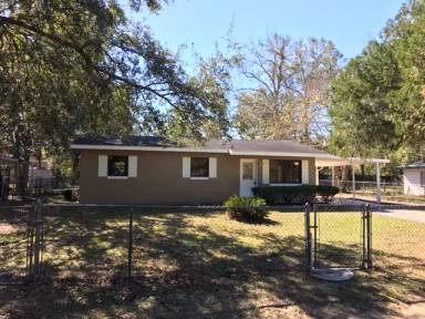 Main picture of 1540 NE 23rd St