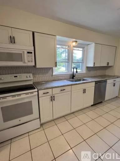 Main picture of 3 Fedorko Ln