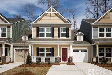 Main picture of 3012 Graceland Cir