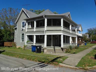 Main picture of 219 N Lincoln St