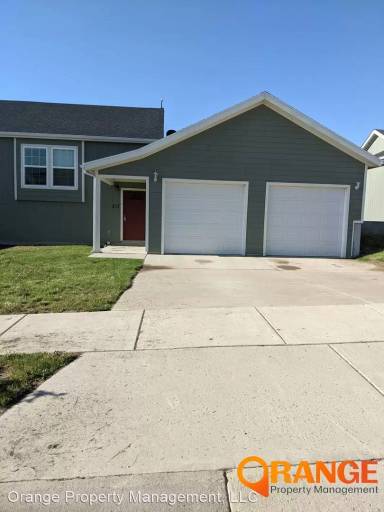 Main picture of 217 25th Ave NE