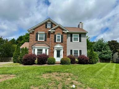 Main picture of 8425 Hirsch Dr