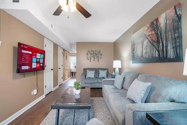 Main picture of 284 Raleigh Dr