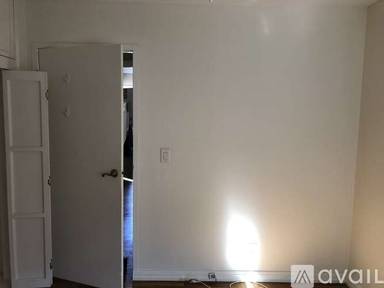 Main picture of 4222 W 164th St