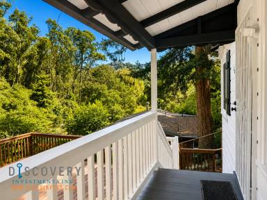 Main picture of 125 Beauforest Dr