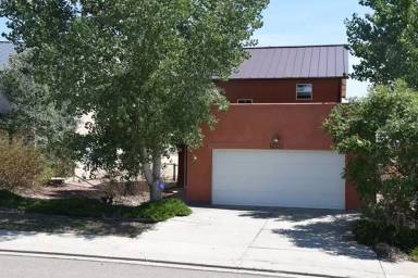 Main picture of 652 Cowboy Way