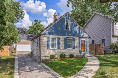 Main picture of 10411 Mansel Ave