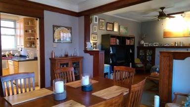 Main picture of 1703 W Summerdale Ave