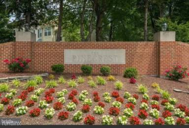 Main picture of 4561 Interlachen Ct