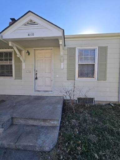 Main picture of 4105 E Orme St