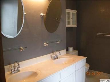 Main picture of 6924 Long Needles Dr