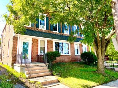 Main picture of 322 Broad St