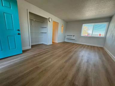 Main picture of 5915 Gibson Blvd SE