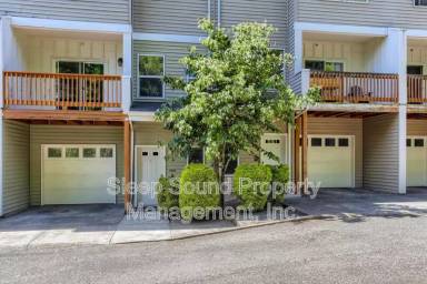Main picture of 4609 NE 118th Ave