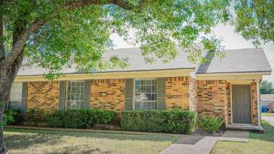 Main picture of 613 Barbara Jean St