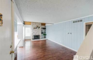 Main picture of 2481 S Xanadu Way