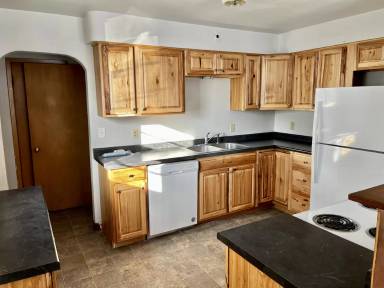 Main picture of 1007 9th St S