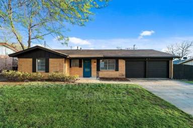 Main picture of 317 Sheri Ln