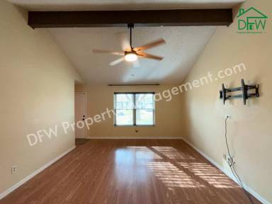 Main picture of 6415 Elm Springs Dr