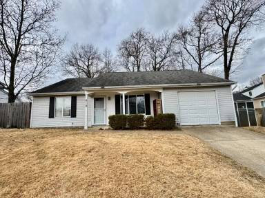 Main picture of 819 Stony Dr