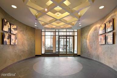 Main picture of 460 W 20th St