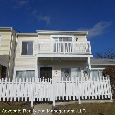 Main picture of 2305 Windsor Ln