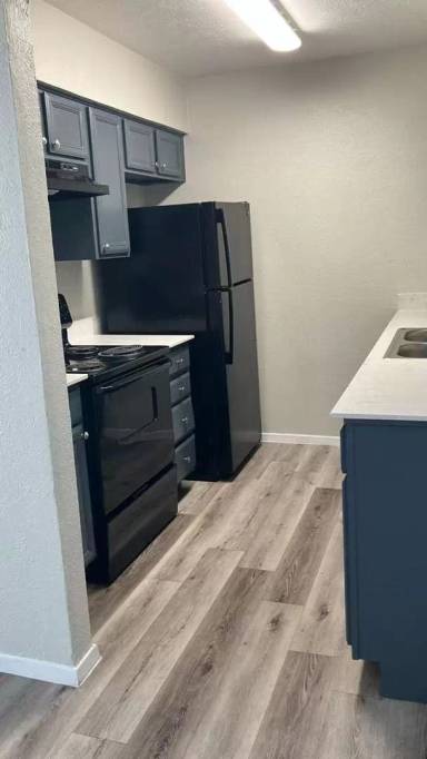 Main picture of 6271 Highland Hills Dr