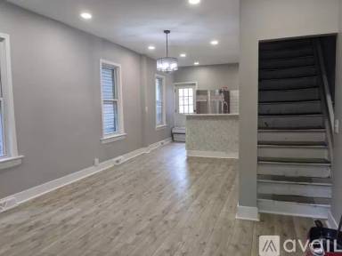 Main picture of 5004 Herman Ave
