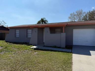 Main picture of 8521 Fish Lake Rd