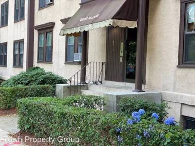 Main picture of 1726 Commonwealth Ave