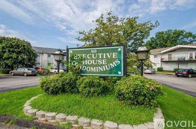Main picture of Executive House Condominiums