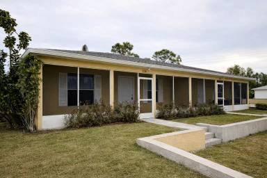 Main picture of 4708 Golfview Blvd