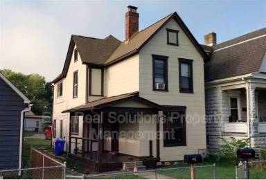 Main picture of 975 Campbell Ave